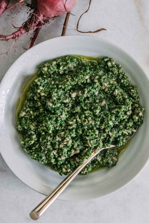 Beet Greens Pesto ⋆ No-Waste Pesto with Beet Leaves! (+ Vegan Option)