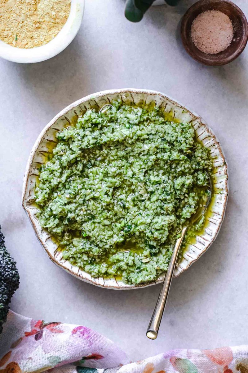 Broccoli Stem Pesto ⋆ Use Leftover Broccoli Stalks in Pesto Sauce!