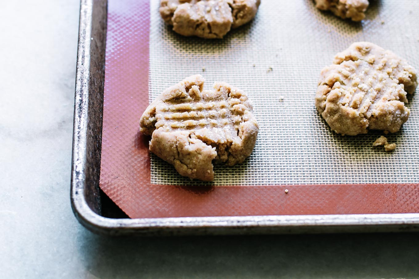 Silicone Baking Mats Are So Nonstick, You'd Think They Were Crafted By  Angels