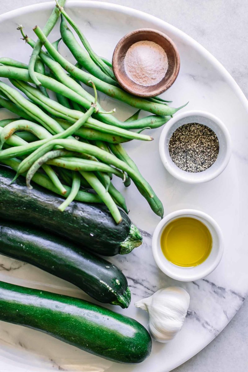 Roasted Zucchini and Green Beans ⋆ 5 Ingredients + 30 Minutes!