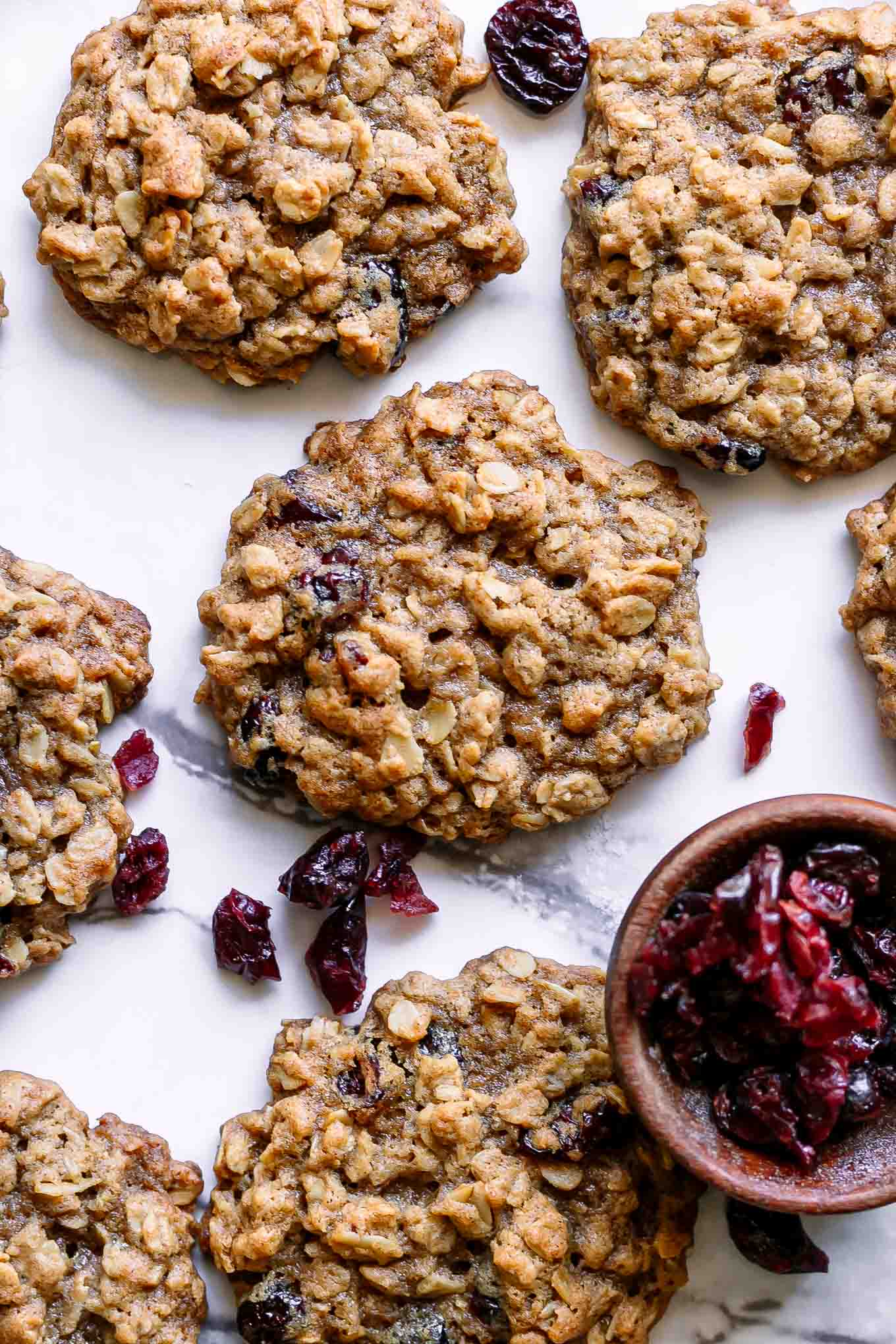 Vegan Cranberry Oatmeal Cookies